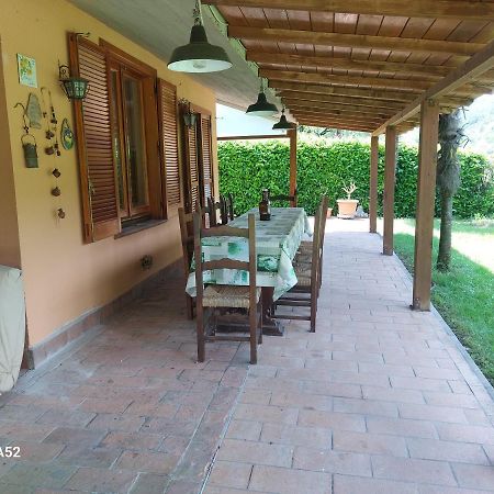 Al Lago Nel Verde Apartman Piediluco Kültér fotó